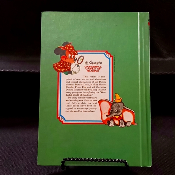 Vintage Walt Disney Story Book "A Scare for Mr. Toad" - Picture 10 of 10